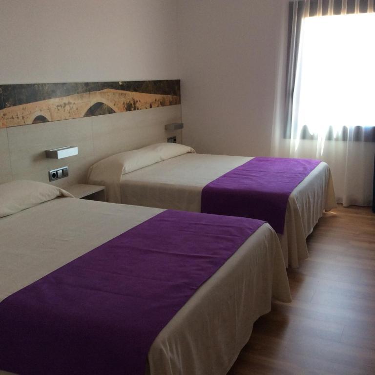 Hotel Canet Castello  D'Empuries Oda fotoğraf